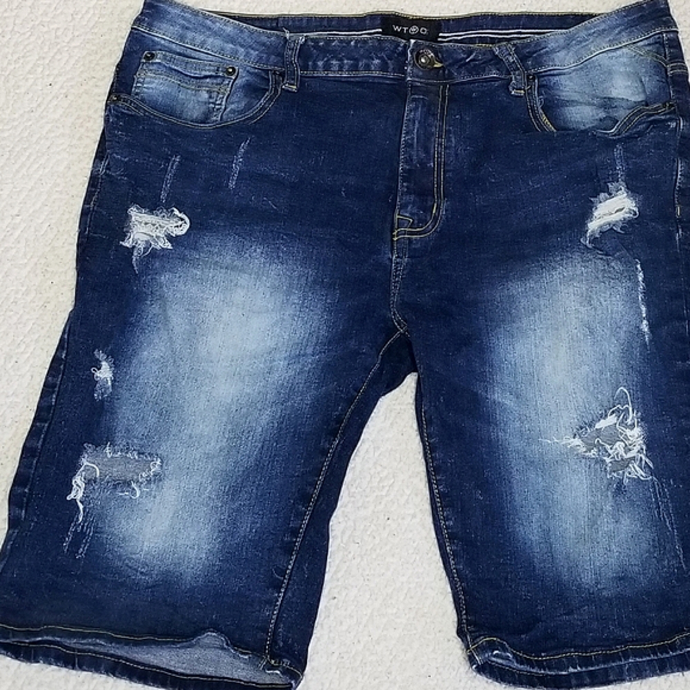 WT02/Wicked Fashions Distressed Stonewash Denim Shorts- Skinny/Slim Fit Size 38
